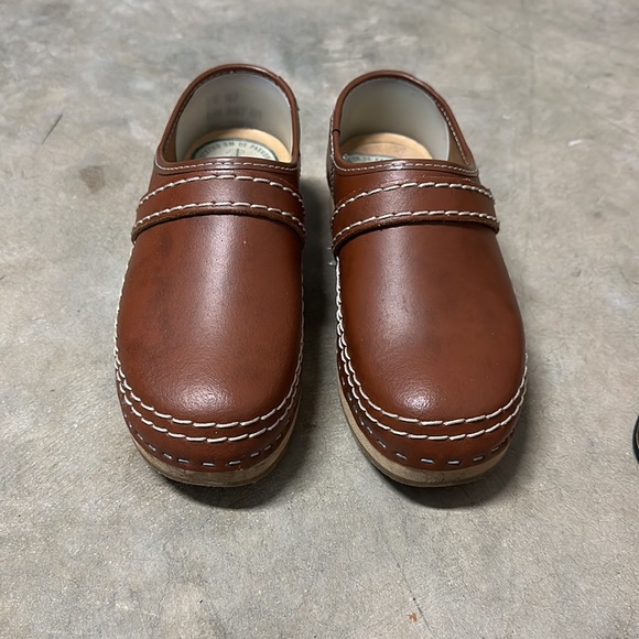 Simson Dutch Brown Leather Wood Clog Size 36 - Picture 3 of 6
